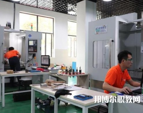 武漢第二輕工業(yè)學(xué)校2023年招生錄取分?jǐn)?shù)線(2024參考)