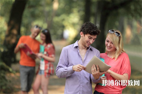 湖南哪里的中職學(xué)校能讀工程機械運用與維修專業(yè)專業(yè) 湖南哪里的中職學(xué)校能讀工程機械運用與維修專業(yè)專業(yè)