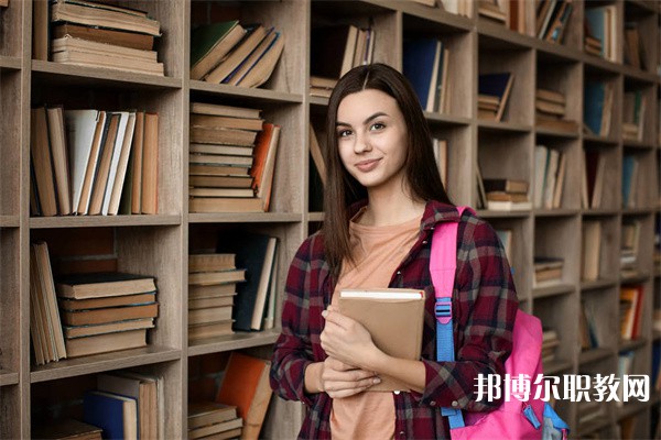 湖南哪里的職業(yè)學(xué)校能讀電子技術(shù)專(zhuān)業(yè) 湖南哪里的職業(yè)學(xué)校能讀電子技術(shù)專(zhuān)業(yè)