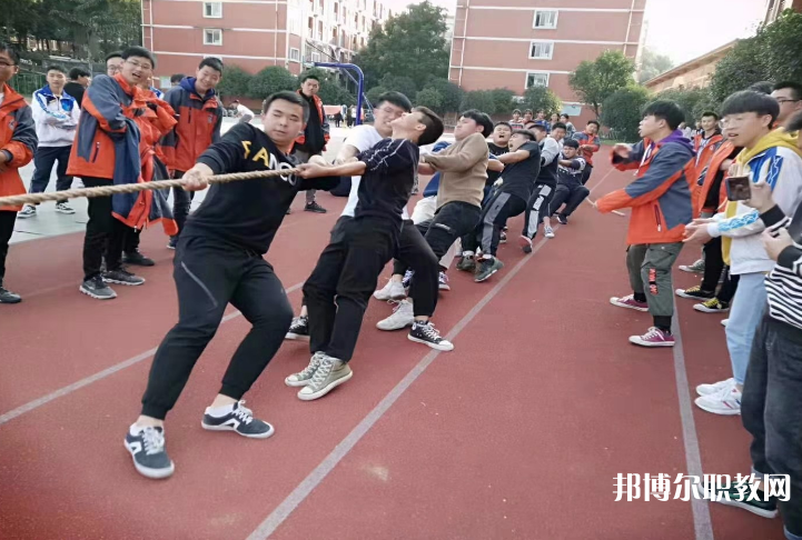 四川2024年高中畢業(yè)可不可以上中專學校