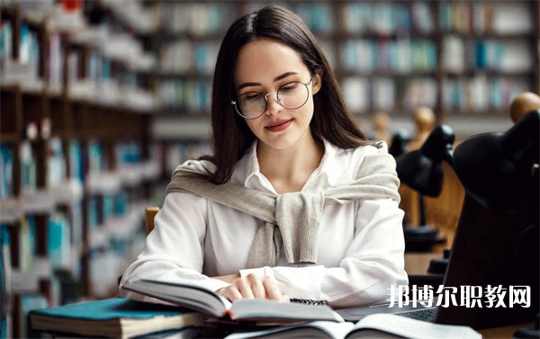 廣東哪里的中專學(xué)校能讀中藥專業(yè) 廣東哪里的中專學(xué)校能讀中藥專業(yè)