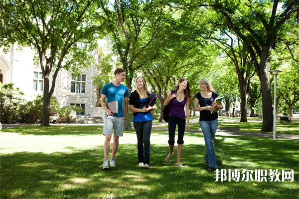 廣東哪里的中職學校能讀中醫(yī)康復保健專業(yè)