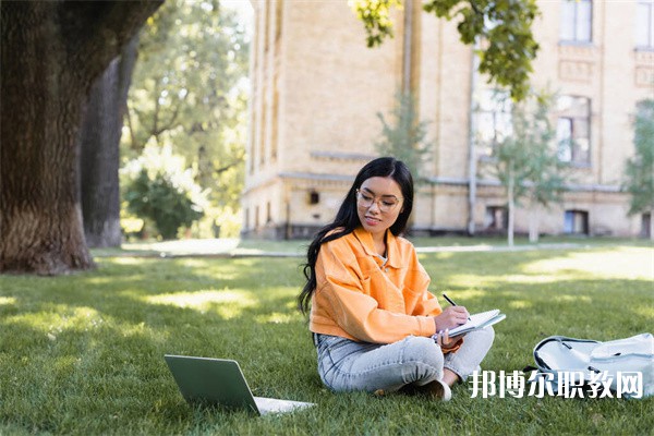 廣東哪里的職業(yè)學(xué)校能讀國(guó)際商務(wù)專業(yè)