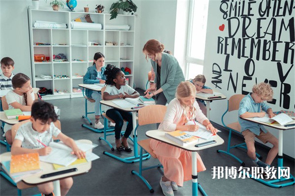 廣東哪里的中專(zhuān)學(xué)校能讀學(xué)前教育專(zhuān)業(yè)