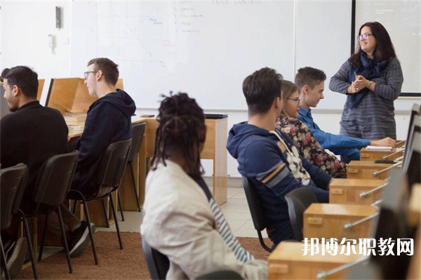 廣東哪里的中專學校能讀園林景觀設計專業(yè)