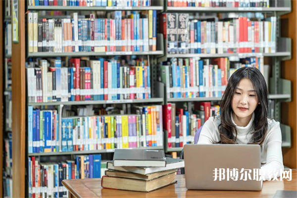 廣東哪里的職業(yè)學(xué)校能讀旅游管理(星級(jí)酒店)專(zhuān)業(yè)