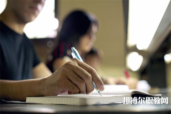 廣東哪里的職業(yè)學校能讀商務助理專業(yè)