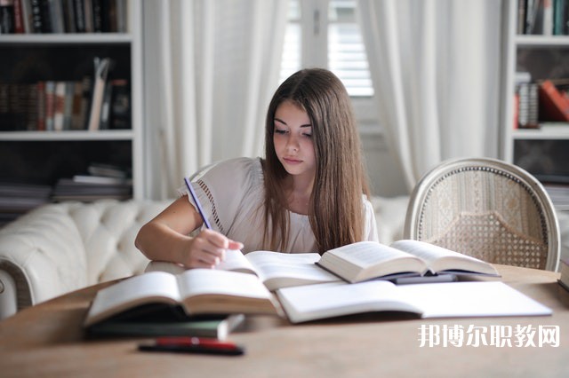 廣東哪里的職業(yè)學校能讀藥品質量與安全專業(yè)
