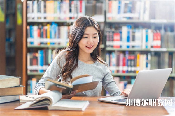 廣東哪里的職業(yè)中學(xué)能讀計(jì)算機(jī)應(yīng)用(應(yīng)用與維修)專(zhuān)業(yè) 廣東哪里的職業(yè)中學(xué)能讀計(jì)算機(jī)應(yīng)用(應(yīng)用與維修)專(zhuān)業(yè)