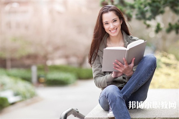 廣西哪里的中職學校能讀數字媒體技術應用專業(yè)
