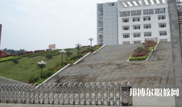2024百色市民族工業(yè)中等專業(yè)學(xué)校招生計(jì)劃 招生人數(shù)是多少(附要求、條件、對(duì)象)