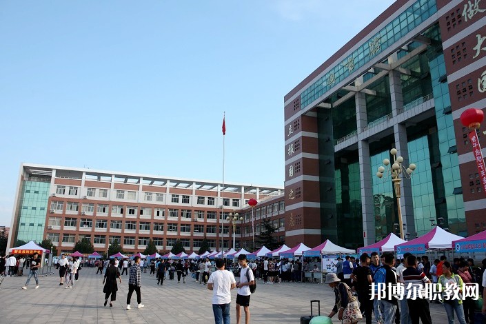 萊蕪航空中等專業(yè)學(xué)校怎么樣、好不好