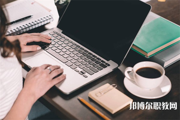 廣西哪里的中職學校能讀樓宇智能化設備安裝與運行(電梯安裝與維修)專業(yè) 廣西哪里的中職學校能讀樓宇智能化設備安裝與運行(電梯安裝與維修)專業(yè)