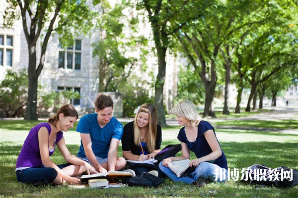 四川哪里的技工學校能讀高鐵動車服務與管理專業(yè) 四川哪里的技工學校能讀高鐵動車服務與管理專業(yè)