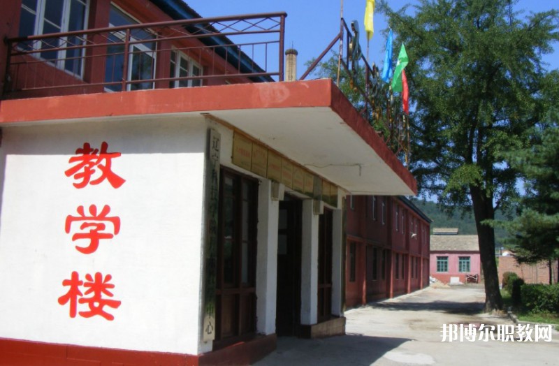2024丹東市圣林中等職業(yè)技術專業(yè)學校招生計劃 招生人數是多少(附要求、條件、對象)