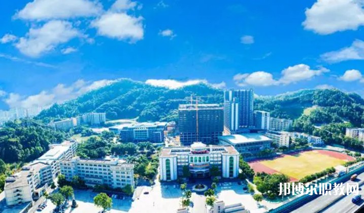 2024廣東花城工商高級技工學(xué)校多少錢 廣東花城工商高級技工學(xué)校各專業(yè)學(xué)費收費標(biāo)準(zhǔn)