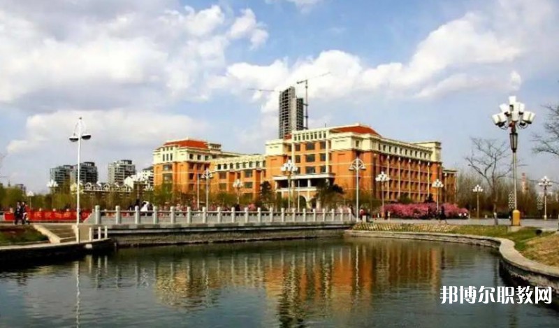 2025渤海大學(xué)附屬中等職業(yè)技術(shù)專業(yè)學(xué)校招生計(jì)劃 招生人數(shù)是多少(附要求、條件、對象)