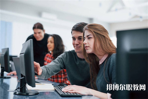 貴州哪里的中職學(xué)校能讀維修電工專業(yè) 貴州哪里的中職學(xué)校能讀維修電工專業(yè)