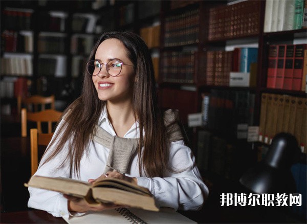 云南哪里的中職學(xué)校能讀工業(yè)發(fā)酵專(zhuān)業(yè)
