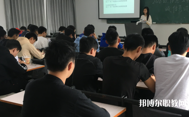 2025德州職業(yè)學(xué)校最新排名前三名單