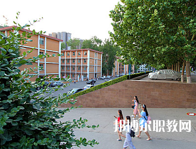 2025鶴壁中職學(xué)校最新排名前三名單