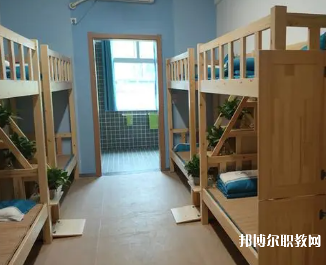 2025淮安中專(zhuān)學(xué)校最新排名前三名單