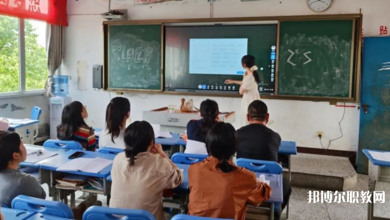 自貢2025年初中生可以上鐵路學(xué)校嗎