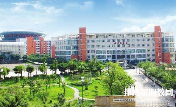 自貢2025年初中生能讀的鐵路學校