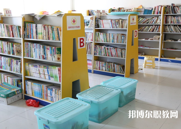 成都2025年設(shè)有鐵路學(xué)校的公辦大專學(xué)校