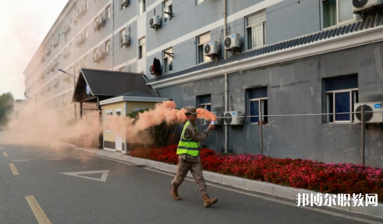 西安軍需工業(yè)學(xué)校網(wǎng)站網(wǎng)址主頁(yè)